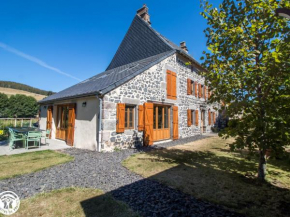 Gîte Besse-et-Saint-Anastaise, 5 pièces, 11 personnes - FR-1-630-233